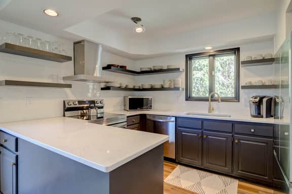 BR-Hemlock Hideaway - Image 5